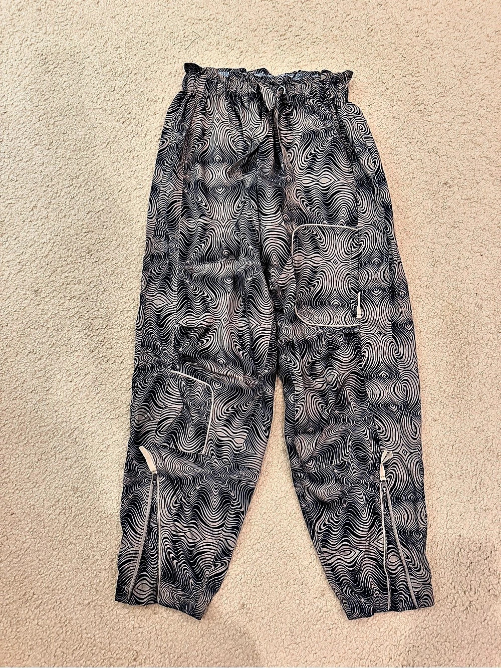 FP Movement Spring Trekker Printed Pants Cargo Pants Black & White XS